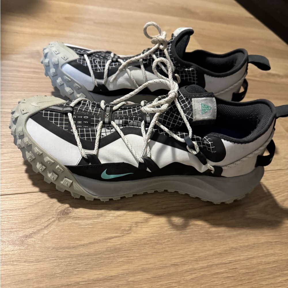 Nike ACG Mountain Fly Black and Cream Men's Shoes